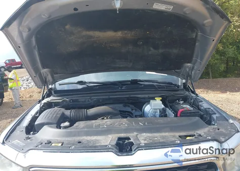 2022 Ram 1500 Big Horn 4X4 6'4 Box из США, поврежденный, VIN 1C6SRFMT7NN181539